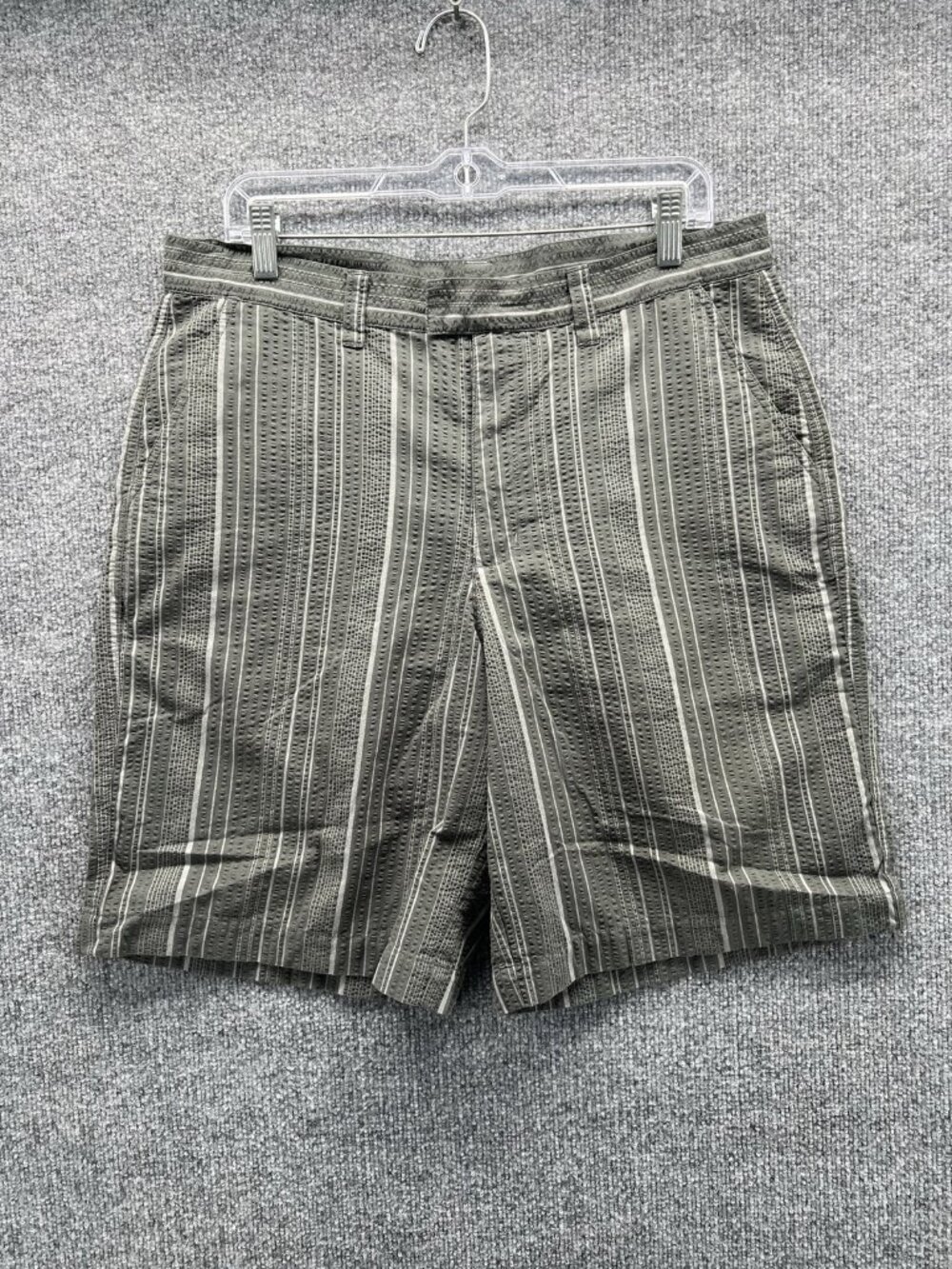 Patagonia Shorts Mens 34 Gray Chino Flat Front Organic Cotton Casual Summer